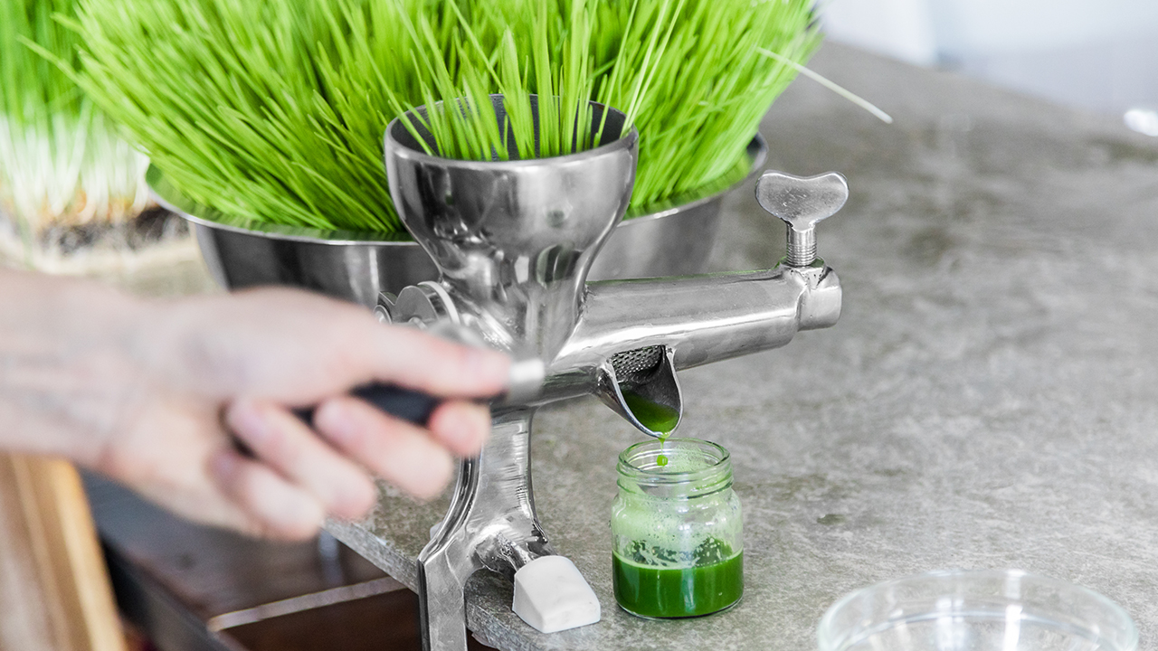 男性更年期哪些症状明显?男性更年期一般持续多久呢?