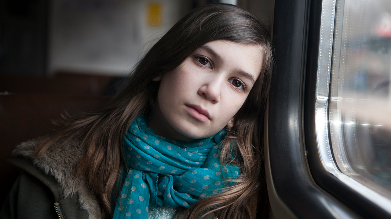 熬夜玩手机电脑易脱发怎么办?电脑族防脱秘诀是什么?